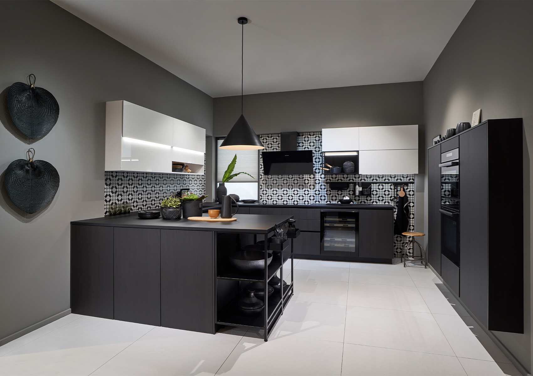 MONTREAL-GL black fine oak TOP SOFT-GL crystal white